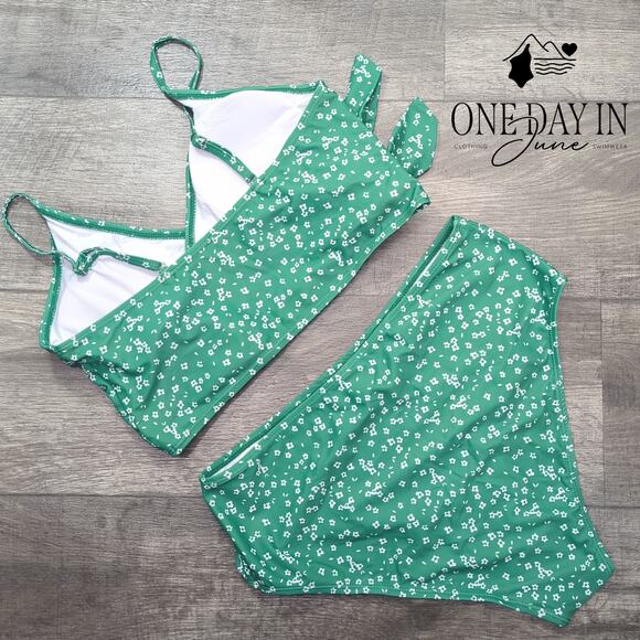 CharmLeaks Crop Tie High Waist Bikini Size XL - Picture 4 of 4